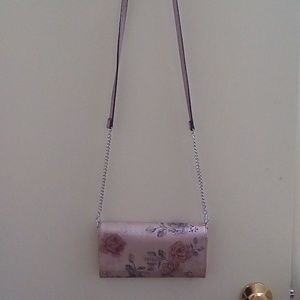 Guess purse